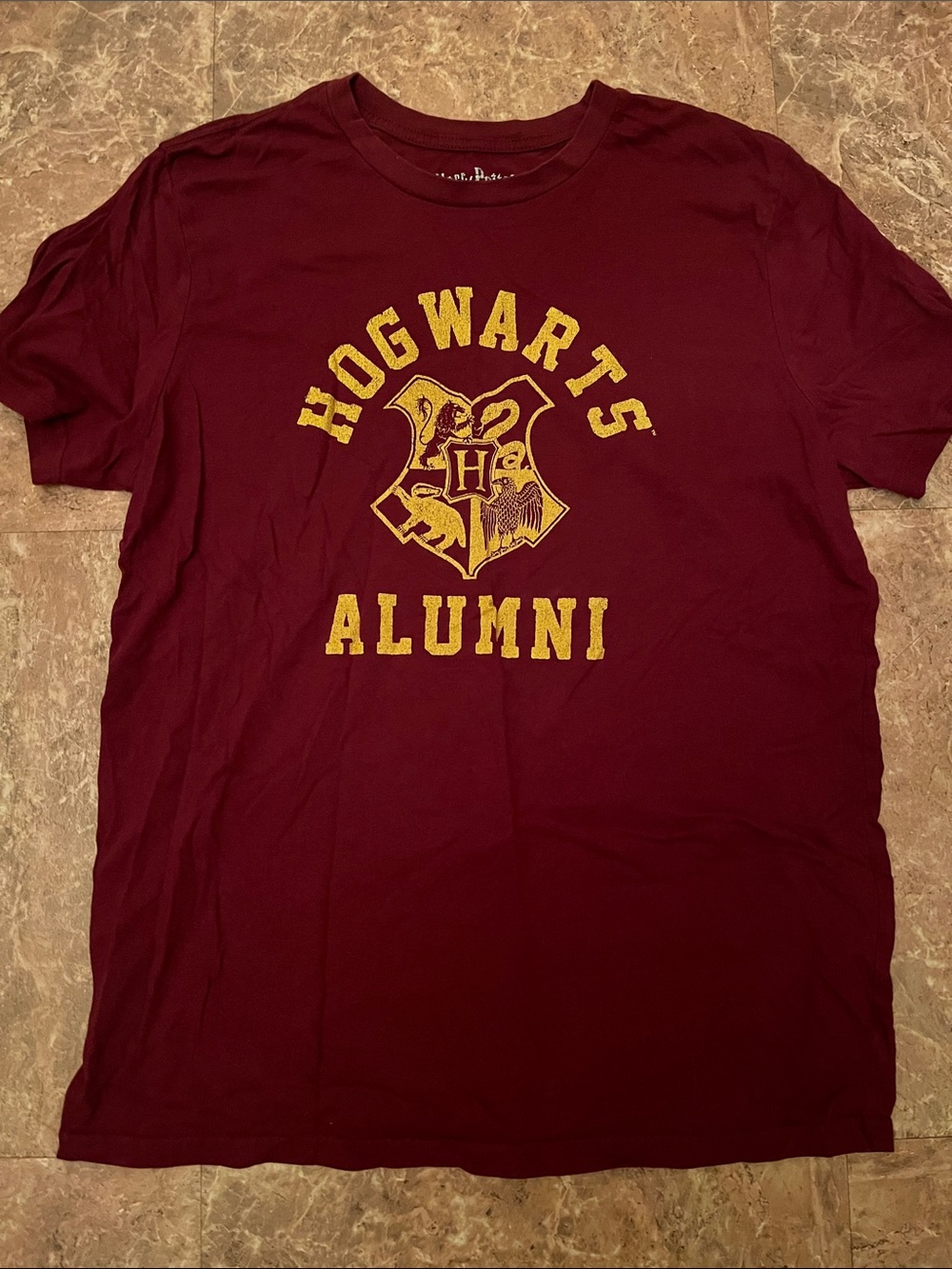 Hogwarts Alumni Short Sleeve Tee - Maroon